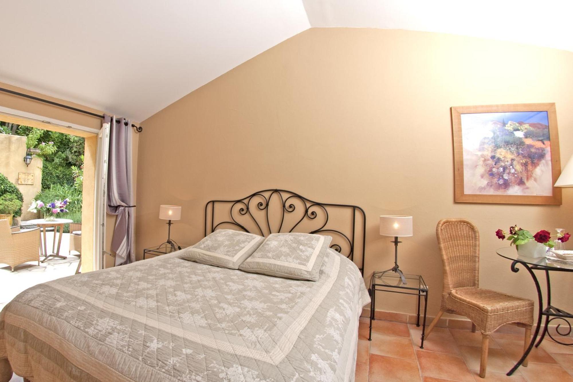 La Colline De Vence Bed & Breakfast Bagian luar foto