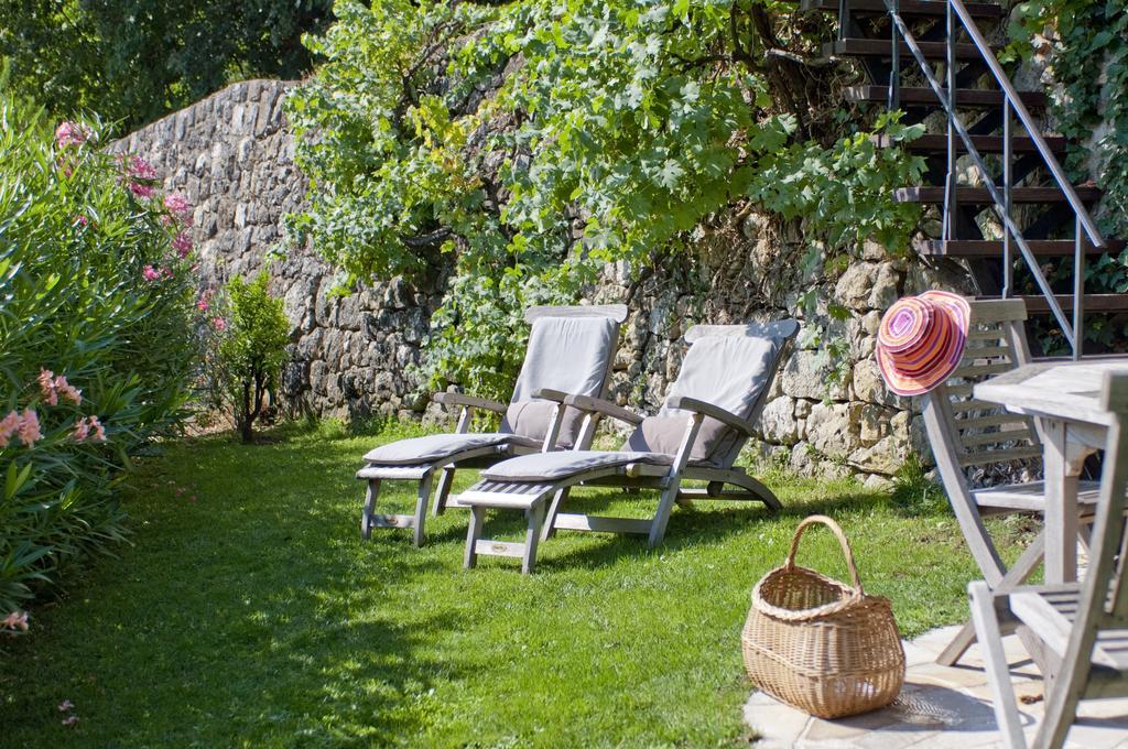 La Colline De Vence Bed & Breakfast Bagian luar foto