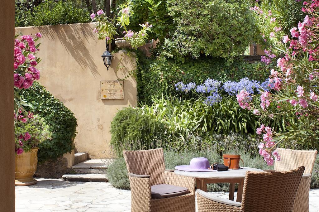 La Colline De Vence Bed & Breakfast Ruang foto